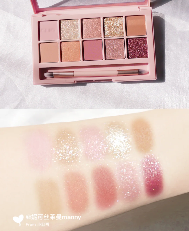 CLIO Pro-Eye Palette 06 Street Pastel 被称为「极光樱花盘」的这款 06 Street Pastel配色真的无敌美,尤其亮片色真的做得超优质!? 一盘十色搞定各式各样妆容~