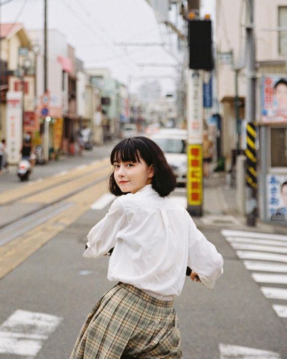 ✨奶茶系女孩优势： 虽然没有「果茶」和「特调饮料」那般鲜艳明亮，让人光看颜值就忍不住想要拥有；但奶茶的优势胜在味道浓醇温香，让人回味无穷！「奶茶系女孩」给人的感觉正是如此！