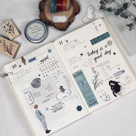 ✨此外在设计点缀方面，若觉得自己手写字不够好看，可以选择采用大面积的拼贴来丰富每一页手帐。