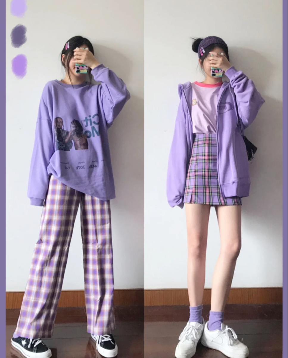 ✨同色系紫色单品 同色系的紫色单品如袜子、格纹裙等,都是特别好搭又不容易出错的元素~可以采用深+浅穿搭法,营造整体视觉效果的层次感。