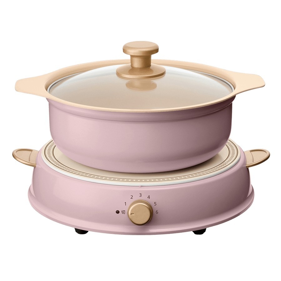 ✨日本IRIS OHYAMA厨具 知名日本家电品牌IRIS OHYAMA去年推出的Ricopa厨具系列,全系列采用超梦幻的粉色系点缀使用厨房电器,无论是热水壶、烤箱、锅具、微波炉都美到爆表;尤其把手、旋转按钮处的古铜金色点缀,颜值更加升级!