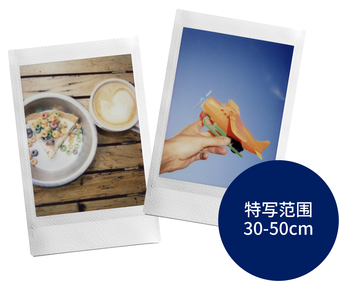 ✨自拍近景模式 此外,Instax Mini 11的自拍模式也是这次的「必买」重点!无需外接近景摄影镜头,拉出镜头环后即能启动「SELFIE自拍模式」,可拍摄近至30cm的特写;这样的ZOOM功能可让自拍照更清晰+突出~