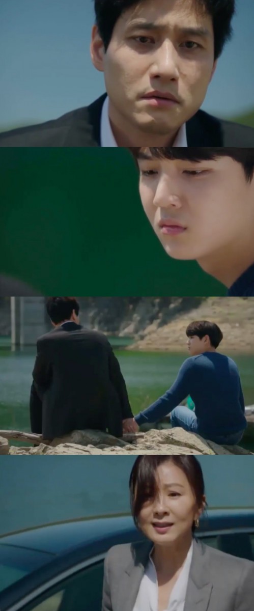 以下有雷慎读? 来给大家详解完结篇的情节重点: 渣男李泰伍(朴海俊 饰)经历了前妻池善雨(金喜爱 饰)和现任妻子吕多景(韩素希 饰)离自己而去、儿子俊英(全真㥠 饰)回到前妻身边;加上娘家父母不再从旁提供事业上的支持,还让他滚蛋+放弃女儿抚养权,彻底变得一无所有! 一天善雨回到家惊讶发现俊英被李泰伍带走,好不容易打通了对方的电话却发现前夫精神状态很差;明明担心他会不会带上儿子做出什么危险的事,但还是要按耐住激动心情在电话中安抚他,幸好最终得知并找到了对方和儿子所在的位置...渣男前夫真的阴魂不散啊(气~)