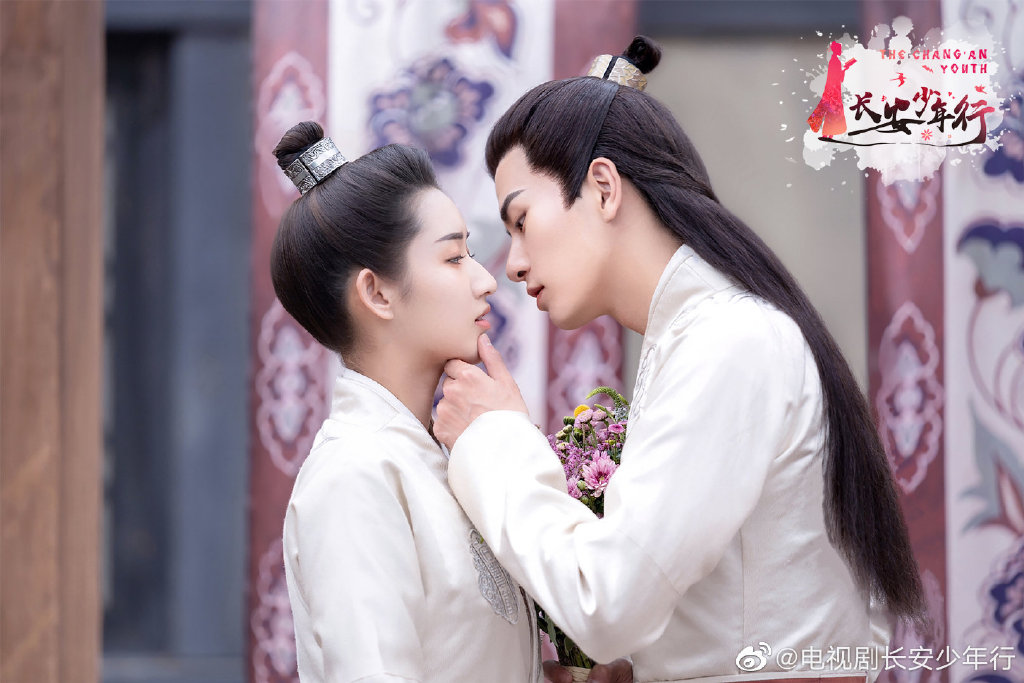 007vAfmjly1geagdir6gcj31900u0e81