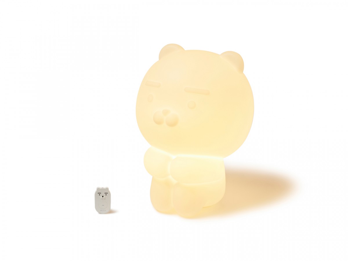 月前KAKAO FRIENDS官网推出的一款夜灯就引起了莱恩迷姐迷妹们的疯狂讨论...因为这只莱恩造型夜灯的体积和它的萌度一样:很巨大!(笑)