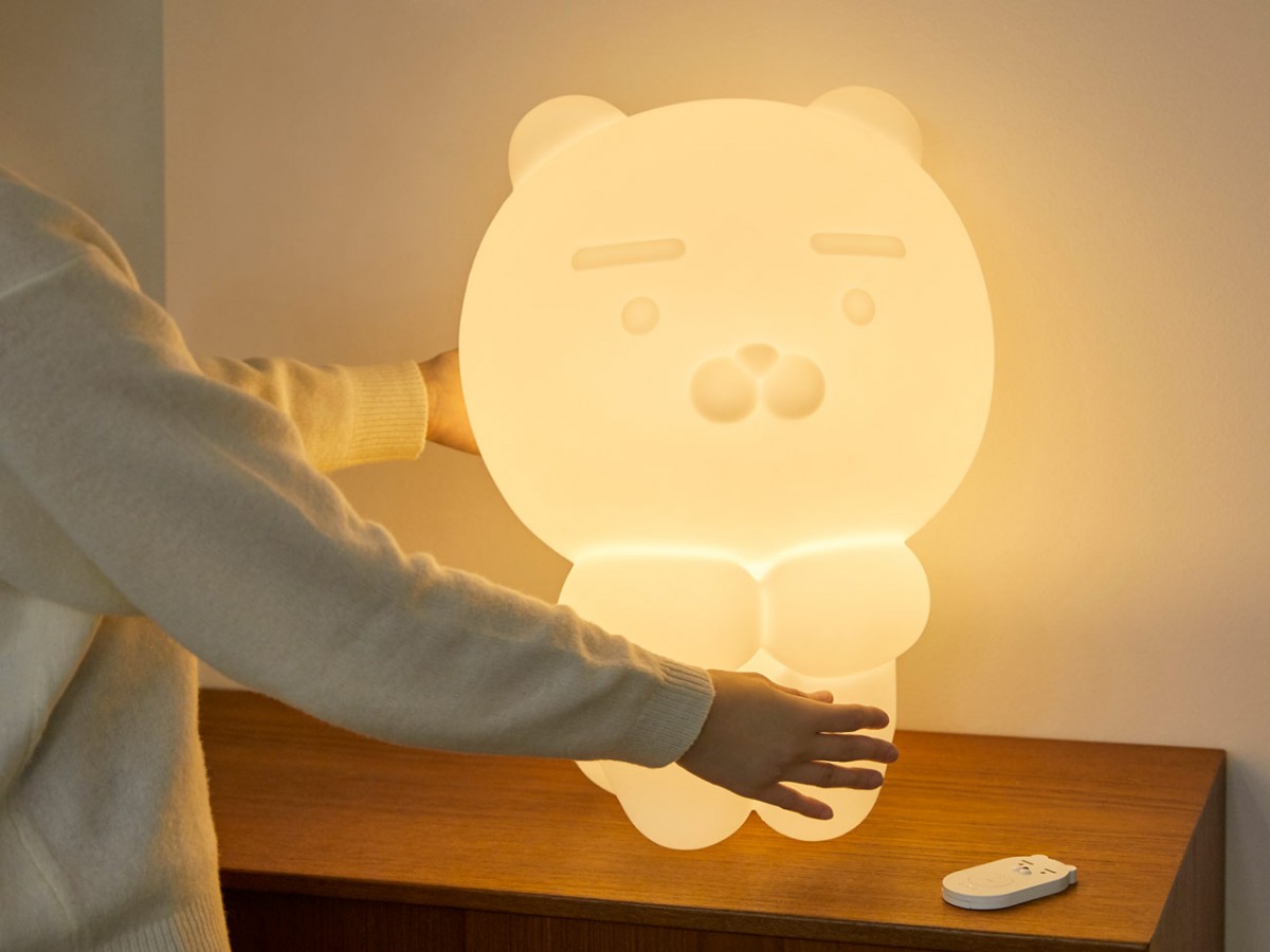 好啦其实size并没有那么夸张~不过这款大只款莱恩夜灯确实比起一般的夜灯大出许多,有足足50cm!