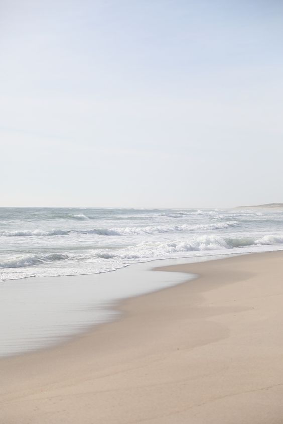 治愈系:【韩风Wallpaper · 天空、大海桌布】超治愈的沙滩海浪