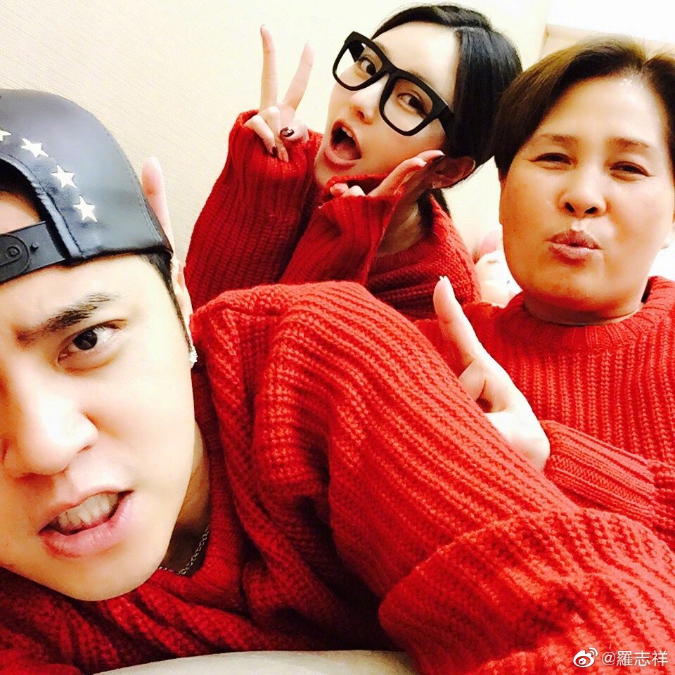 文中除了细数俩人曾经的相遇相识、恋爱点滴，也在文末最后一段再次向「女孩」周扬青道歉：  这段日子是我近年来最长的一段独处时间，也很诚实的面对自己。回想这九年来的点滴，妳是一个追求完美的人，却因为我的不完美，破坏了妳的原则。很开心 我们一起参与过很多事、一起经历过成功的喜悦、一起面对过低潮的痛苦，我们也一起成长。  真的如妳所说，我们大多数的时光都是快乐的。妳很少让我担心难过，但妳的不快乐都是因为我造成的。工作上的我常常遇到很多瓶颈及压力，妳总会想办法帮我抒发情绪；记得我在拍美人鱼的时候 ，压力很大、很沮丧，妳来饭店陪我对台词  跟我聊天放松心情，调整好我的状态。但这些年来 ，我对妳制造的痛，妳却从来不让别人发现妳的脆弱。这段时间我不断的反省自己、检讨自己，也因为这次的事情，让我更懂得勇敢的面对，不去逃避。我要再一次的跟妳说，对不起 我错了。  很抱歉，最后这一篇我没有传给妳，我选择公开的方式完成妳一直想实现的愿望。女孩：「老公 我可以发刚刚巴黎铁塔的合照吗？拜托」这一次，我答应妳，由我来跟大家分享我们的故事⋯