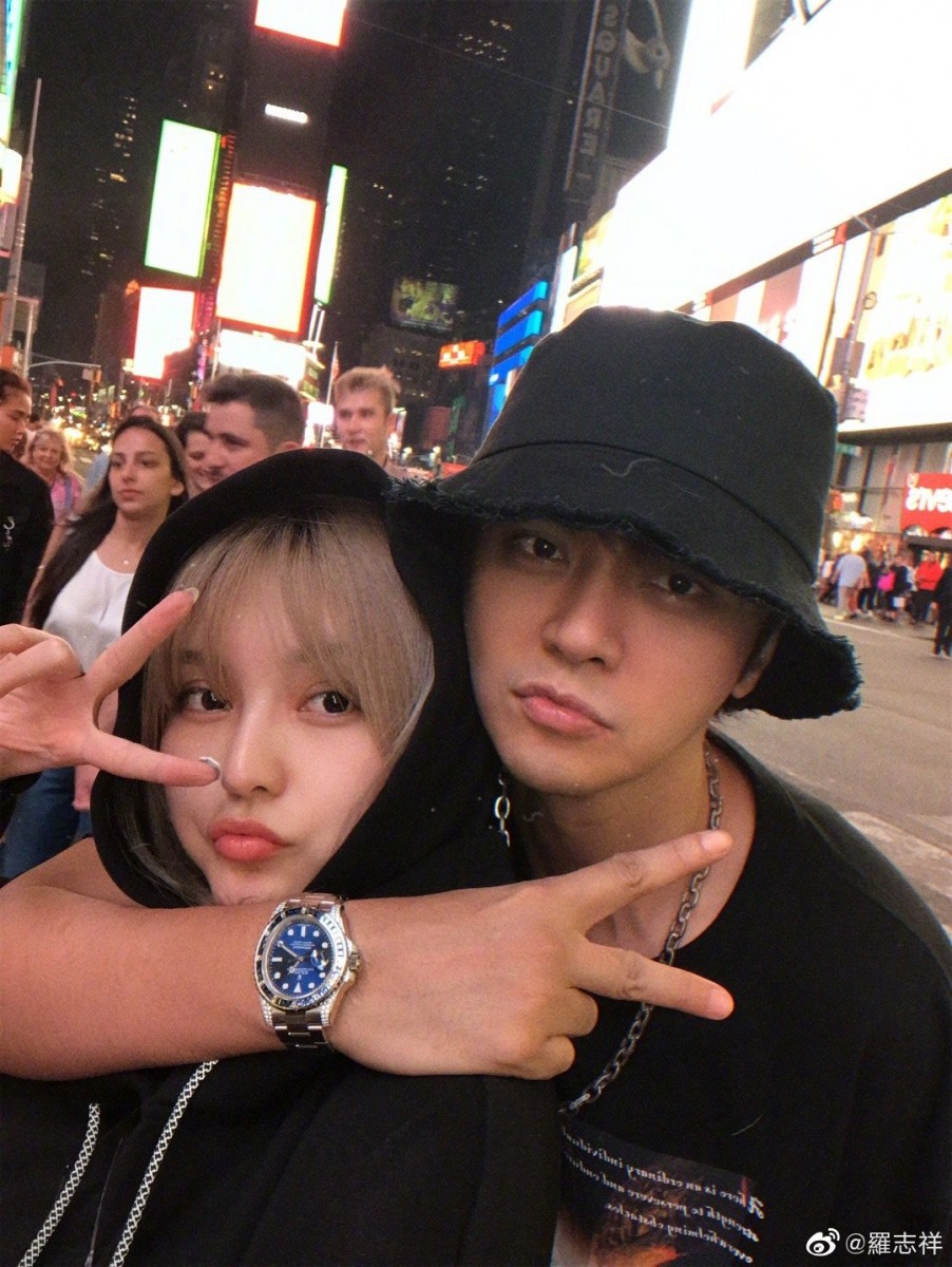 罗志祥自上个月29日发文公开向周扬青道歉后，今日适逢520上载了一篇近7千字的超长文章，以「男孩 女孩」为题；文中还配上不少二人往昔交往期间的甜蜜合照。