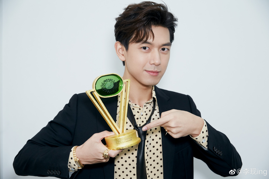 8cb725a7ly1g9ng2304aej23x22m14qq