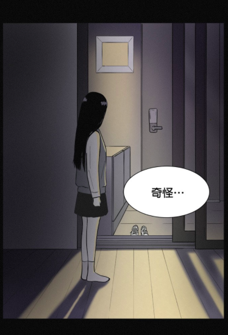 和C编一样喜欢悬疑惊悚类韩漫,那就一定不能错过本季最夯《生日劫》!故事开始讲述18岁生日当天,延宝菈发现不愿意记起的「那个东西」越来越靠近自己,甚至找上门了!?「那个东西」...竟然就是整容前的她自己!