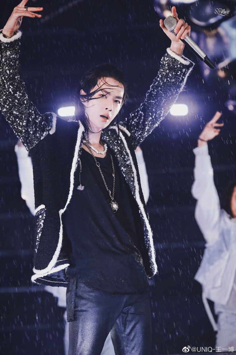 005ZHJnily1gah0y3awjzj31jk2bcayr