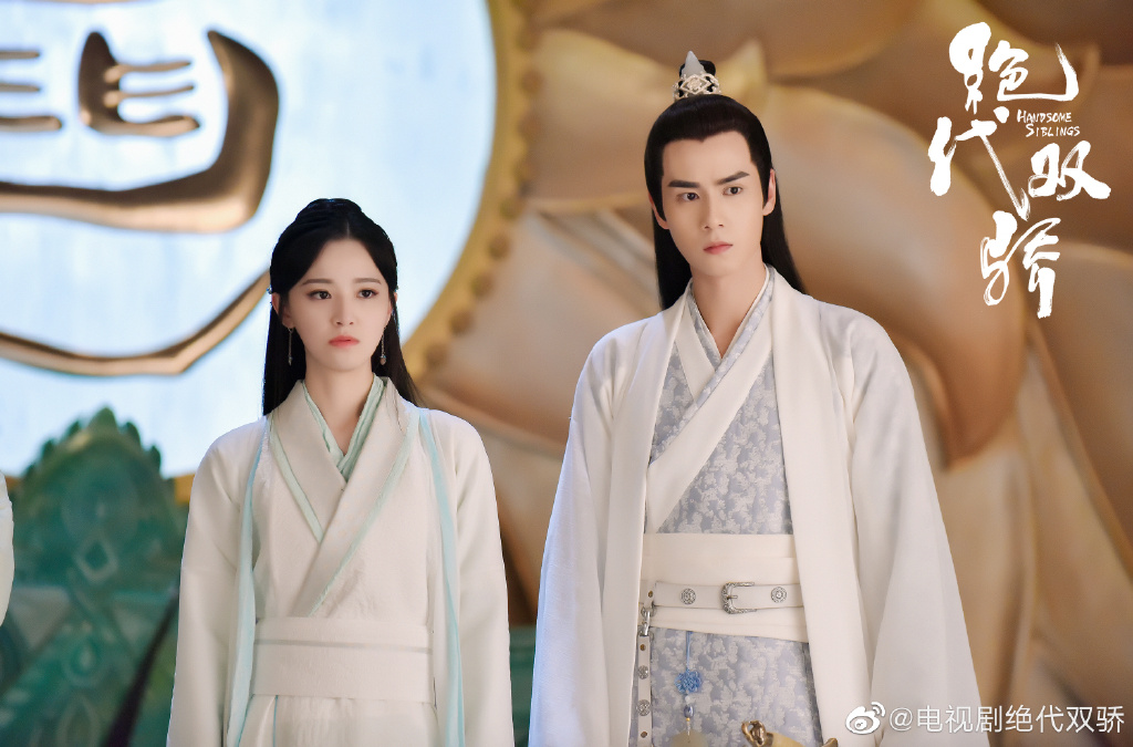 006TwXSMly1gbk3v006bbj32bc1ize85