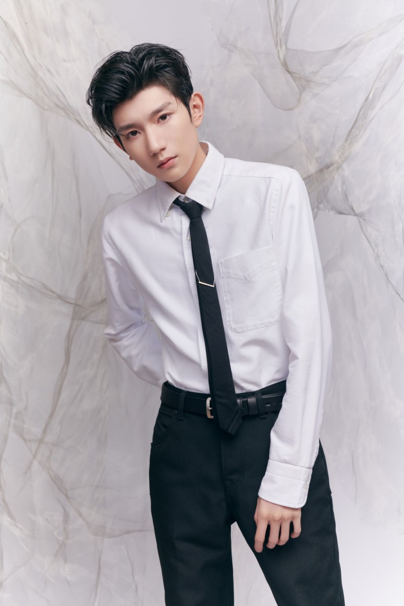 006VXJ2Aly1gfvllsmwk0j33624r3u13