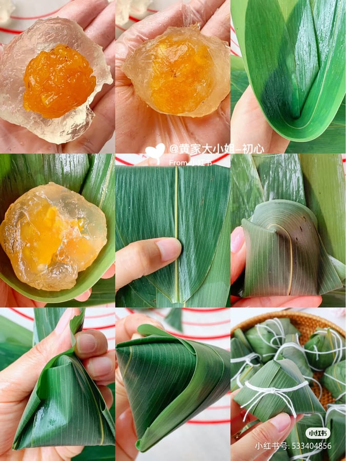 2、戴好手套抹点玉米油防粘粘，捏出45g左右的透明水晶皮，内里放入水果块然后捏好收口。将它放到涂抹了玉米油、对折好的粽叶里，包起来用绳子绑紧；之后放到冰箱里冷藏即可！