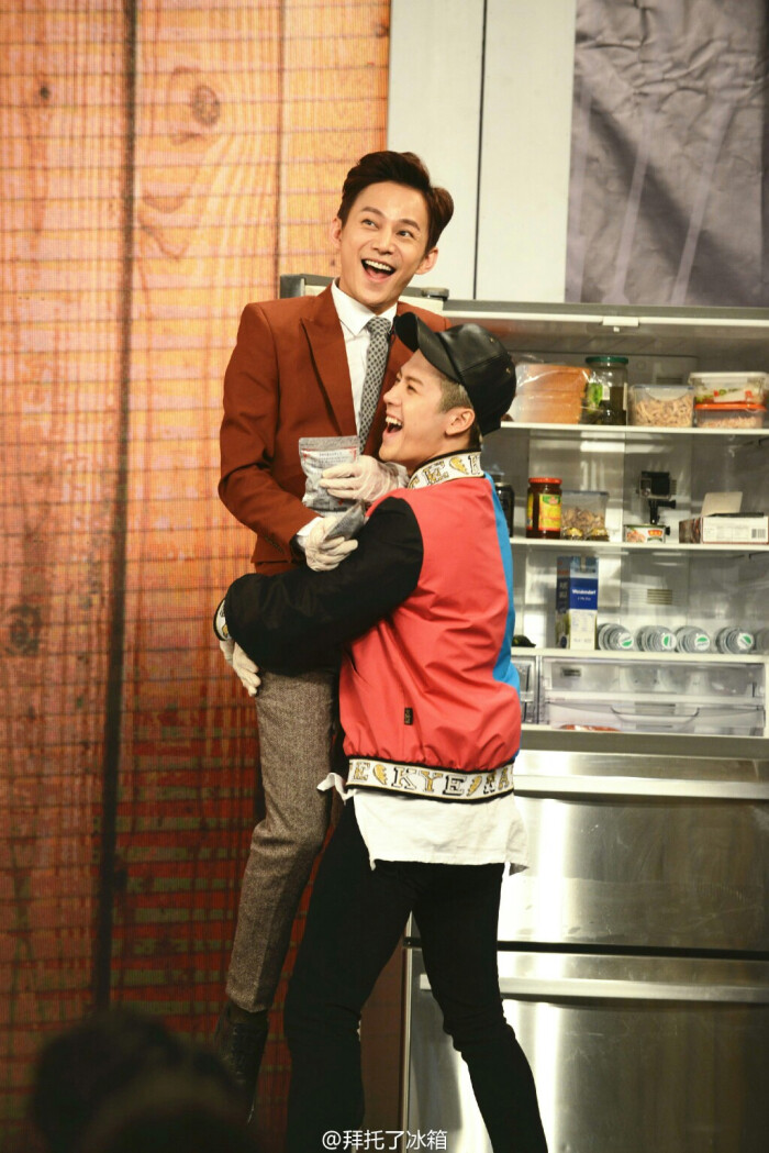 喜欢「何尔萌」兄弟、冰箱家族的朋友们别难过～下周二晚播出的《拜托了冰箱》第六季最新一集节目中，可爱的嘎嘎回归啦！