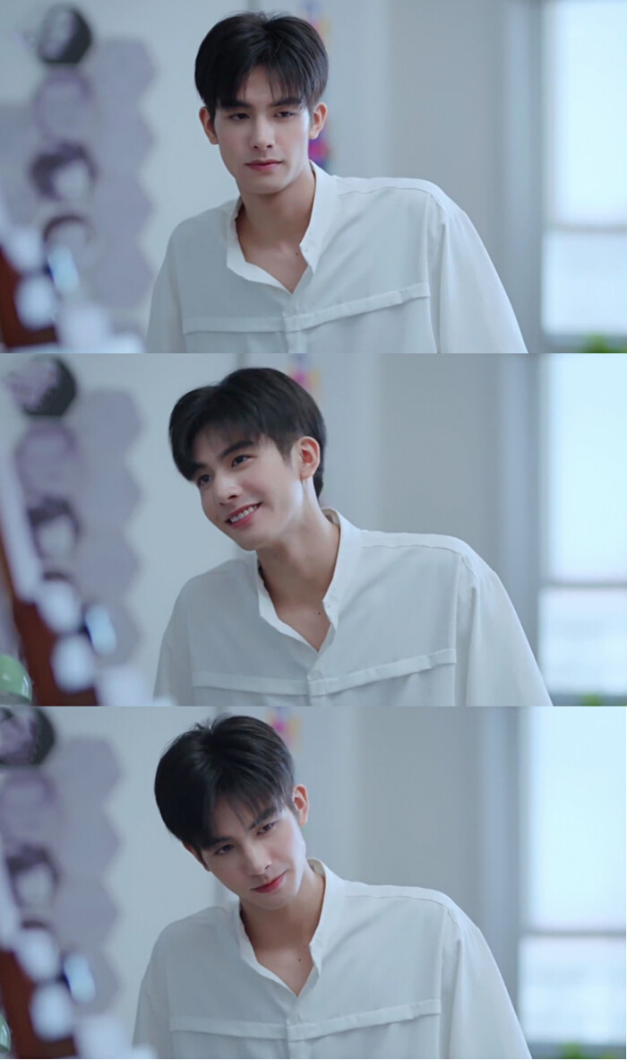 2020 上半年「最具潜力影视演员」TOP 4:宋威龙《下一站是幸福》 99年生的宋威龙已经接连挑大梁出演多部影视剧的男主角~今年初播出的《下一站是幸福》和Victoria宋茜在剧中大谈「小奶狗vs职场女强人」姐弟恋,让不少姐姐妹妹粉们沦陷!❤️ 紧接着宋威龙联手谭松韵和张新成主演的《以家人之名》,相信又会看到他和此前不一样的演绎表现,大家敬请期待~