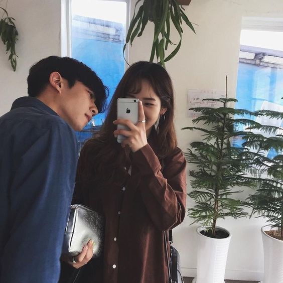 一众女网民看完这位男友的豪迈送礼方式纷纷表示：「别人家的男友从来没让我失望」、「@自己男友：学一下人家啦? / 我的购物车已经准备好，你识do啦～」、「这个绝对是对女生们而言最棒的礼物了」、「求同款男友」！