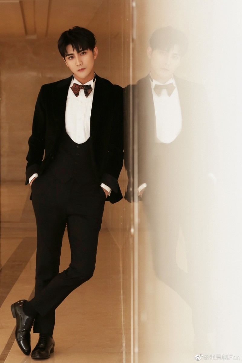 71356c4dly1g9anug9qq6j221031ix6r