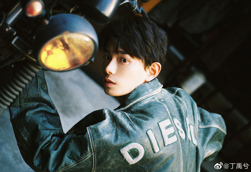 a1aa7fcbly1gcj9l6wabnj22dh1mf4qt