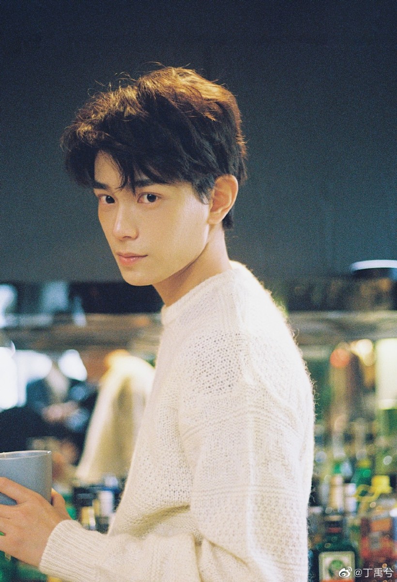 a1aa7fcbly1gcthdii72rj21hl26eqv5