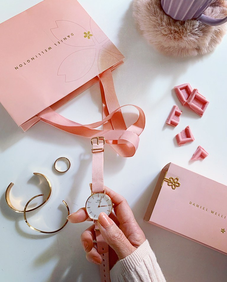 点击 DW 官网入手