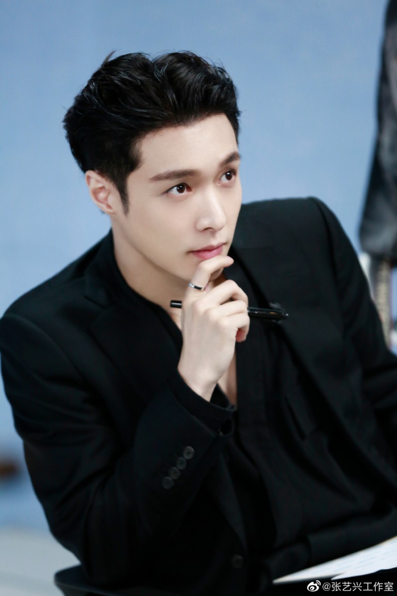 0065PqZvly1gge0s8hxdsj31jk2bchdw