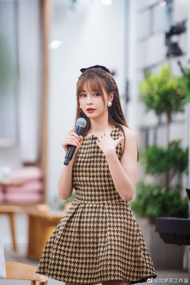 006FHEOEgy1gg8g1v7a0wj31ys2y67wl