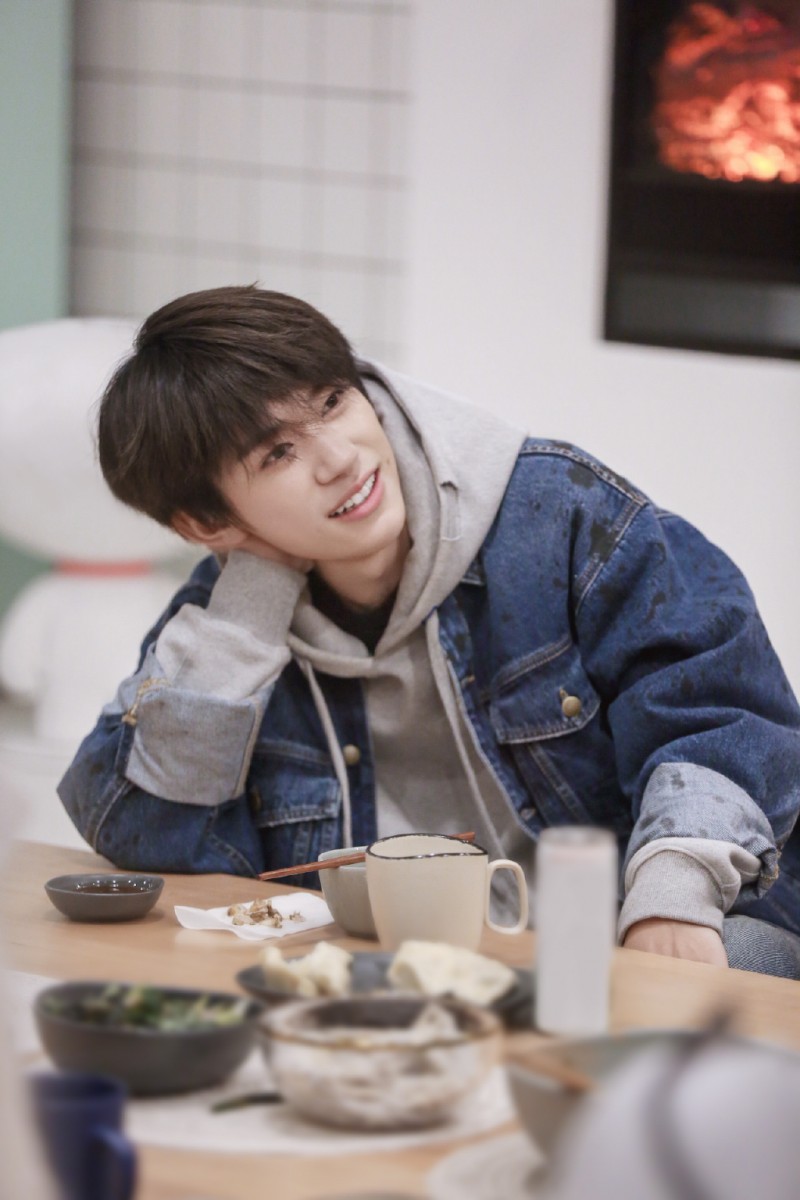 006VJhk2ly1gc9odmlt02j31z42yob2c