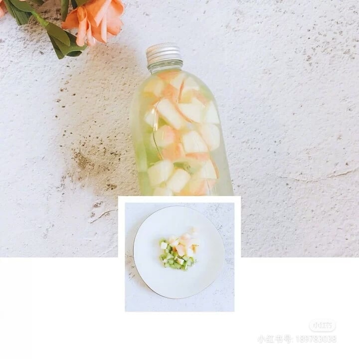 6、VC维生素排毒水 维生素C爆棚的奇异果+苹果组合,口感酸甜有致,特别适合补充身体所需VC!此外还具备美白养颜功效哟~