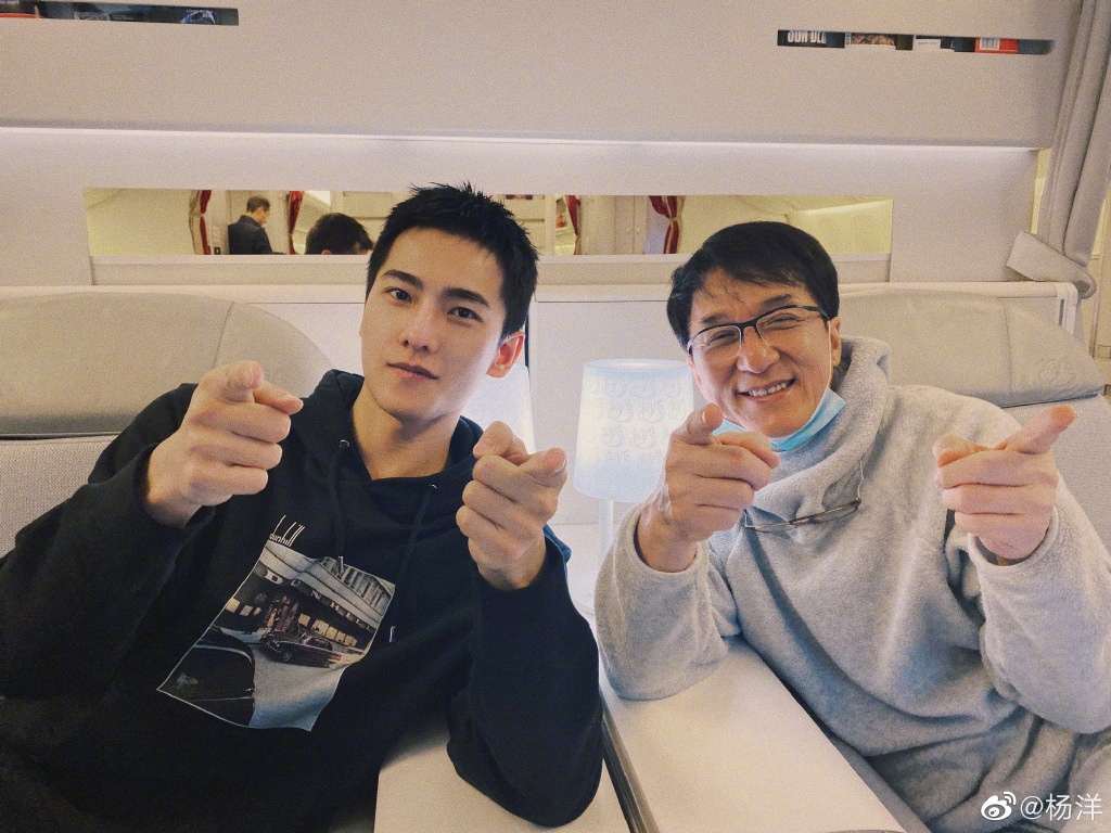 6c351711ly1gaywxseuqrj23402c0u0z