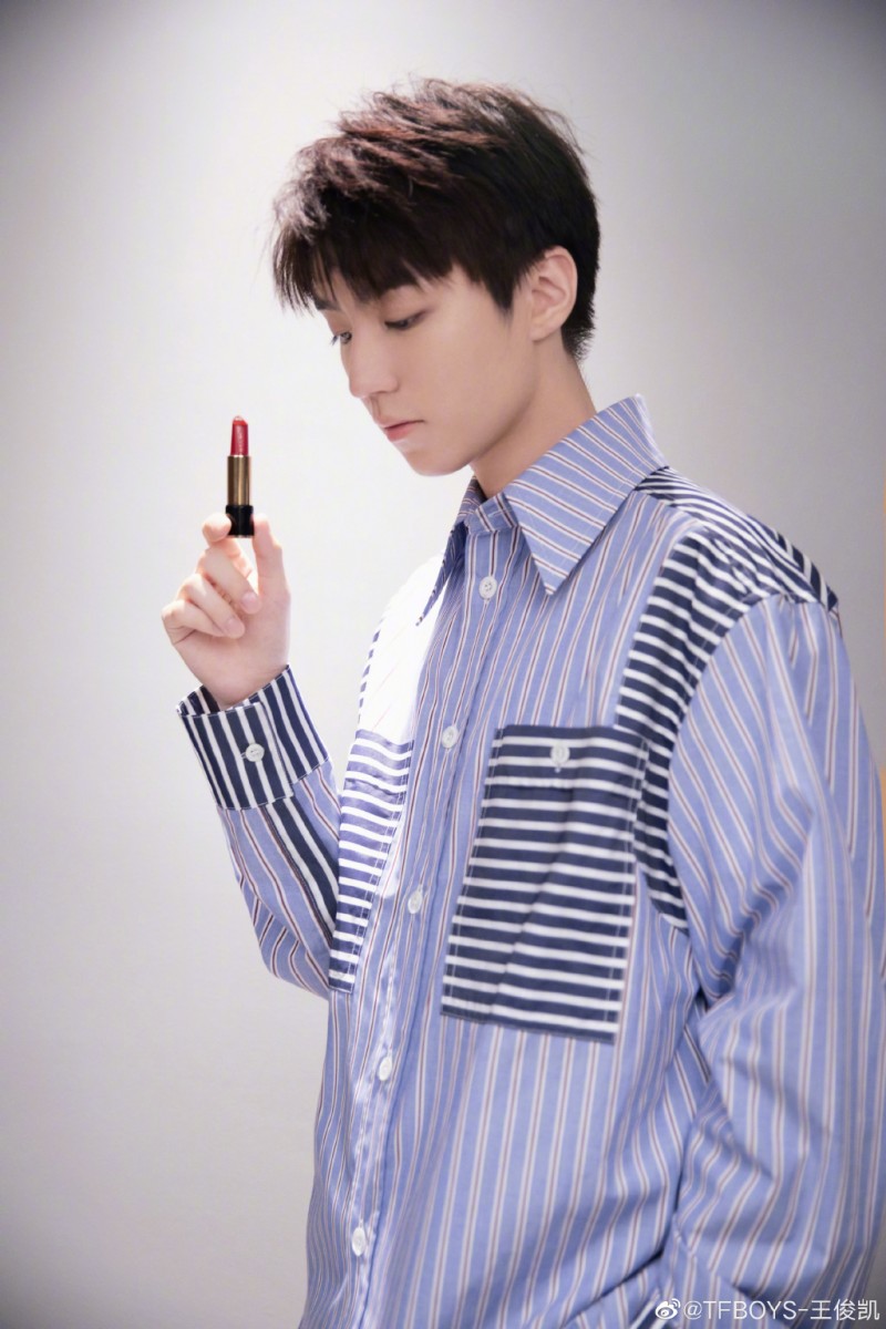 9b884b3bly1gb2v69qsiej23gg56o7wu