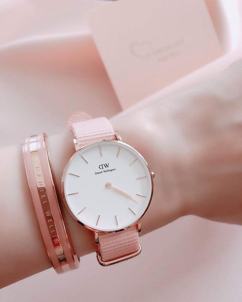 DW 玫瑰金的手环以及戒指