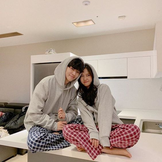 小编个人真的觉得UP主的分析超级精辟!影片底下也有男粉丝留言表示肯定:「男人分析男人特别精准」~不妨采纳Up主的建议,用心去体会、在互动当中帮助自己判断对方对自己的心意;也推荐大家到YouTube去关注@路远情长LY的频道,为你的情感路途答疑解惑 ?❤️