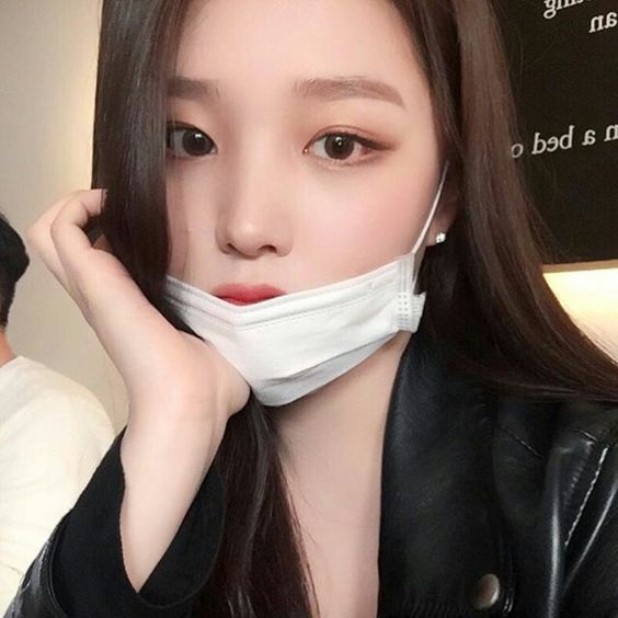 戴口罩隐形眼镜