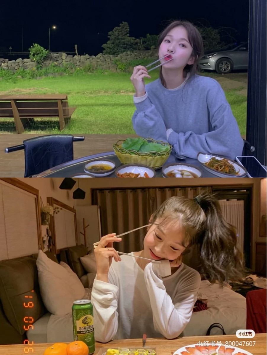 吃饭拍照秘诀(四) 等待开饭前也可以巧妙使用餐具俏皮拍照!比如汤匙挡挡眼睛、手握筷子表现期待美食上桌的样子,效果特别可爱~也可以善用美食挡脸拍照哟~