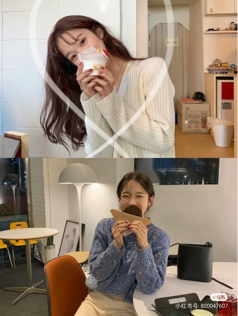 吃饭拍照秘诀(四) 等待开饭前也可以巧妙使用餐具俏皮拍照!比如汤匙挡挡眼睛、手握筷子表现期待美食上桌的样子,效果特别可爱~也可以善用美食挡脸拍照哟~