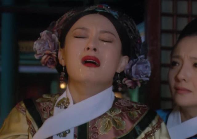 清宫剧中也有不少娘娘们哭戏场面超级催泪+经典!比如《延禧攻略》富察皇后(秦岚 饰)、《后宫甄嬛传》甄嬛(孙俪 饰)都被网民点名大赞哭戏深入人心~