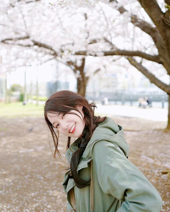 2020下半年桃花最旺的星座 TOP 1：天秤座 桃花会在10月起进入非一般旺盛阶段！桃花朵朵开的你很可能遇到「金桃花」Mr / Mrs Right，不妨从即刻起ready好自己扩大人脉圈、把个人状态调整好；但切记「乱花渐欲迷人眼」，因桃花运势旺盛变身众人之中最亮眼的你，在下半年里会遇到形形色色的人前来示好，不要太过于盲目投入哟～