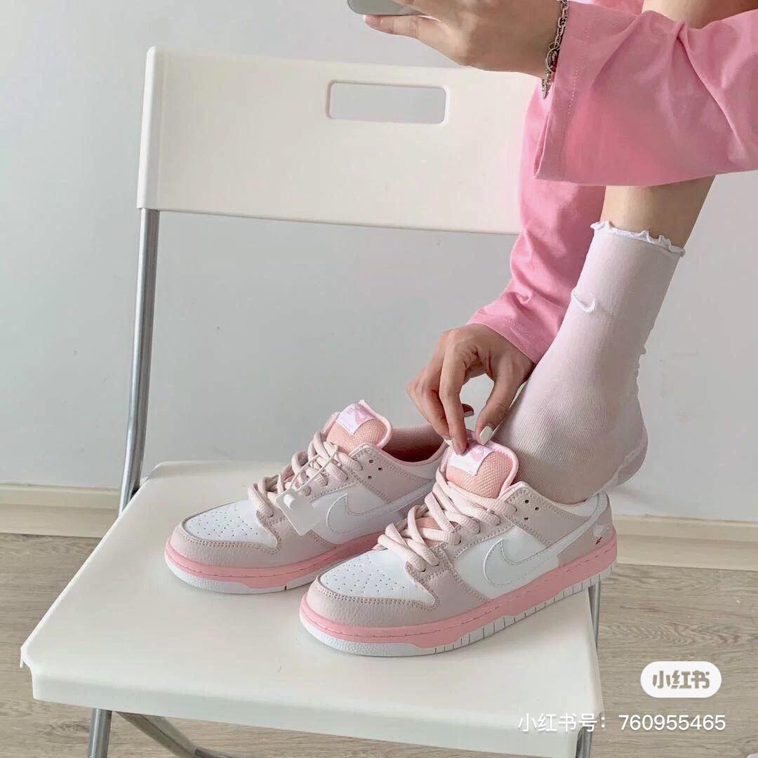 NIKE SB Dunk 鸽子粉 8