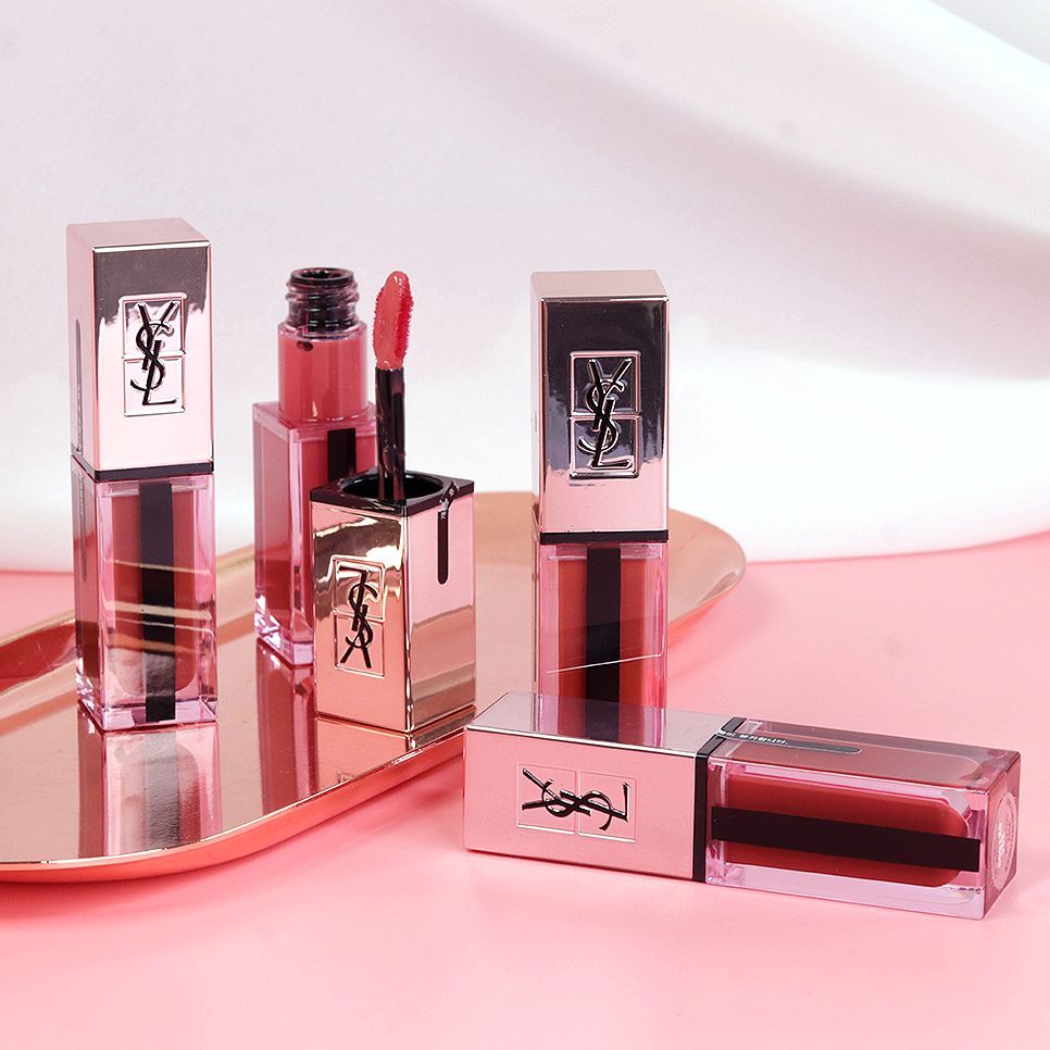 YSL 玫瑰金盖水光唇釉 6