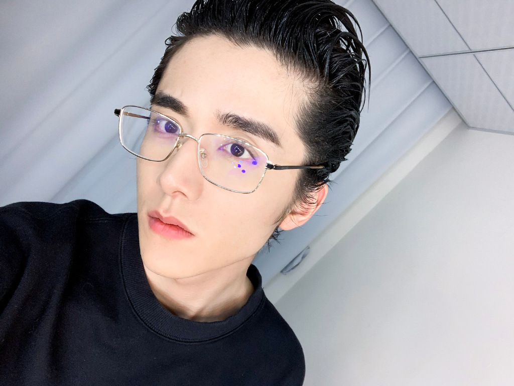 张新成 28