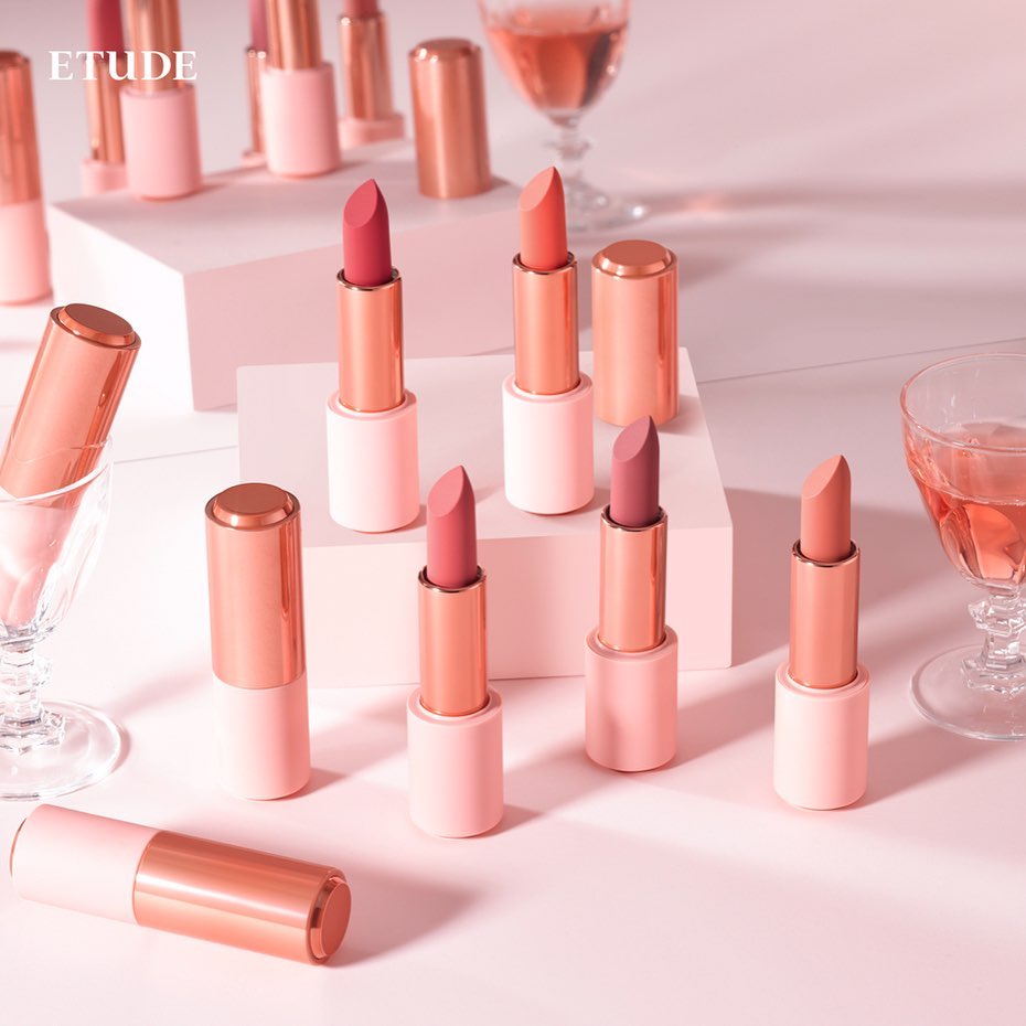 玫瑰红酒丝绒唇膏