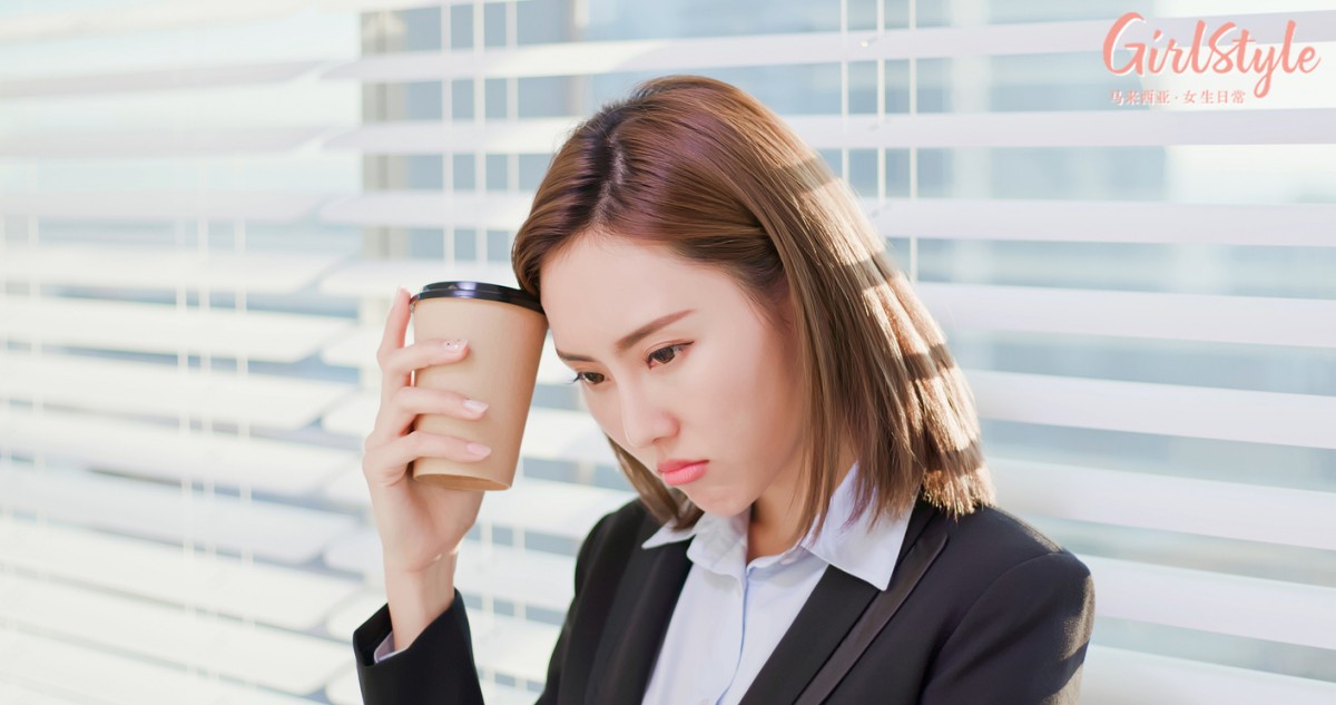 现代女性大部分因生活节奏快、面对家庭事业多重压力，导致体内毒素长期积压难以排解、危「肌」四伏！ 加上没有足够时间护肤，各种熬夜、长时间呆在冷气房、环境污染以及3C产品蓝光侵害，令人头痛的毛孔粗大、显纹显老、水油失衡、敏感泛红、长斑、肤色暗沉等肌肤问题一一出现；很多时候甚至试遍了各种瓶瓶罐罐都无从缓解（哭～）