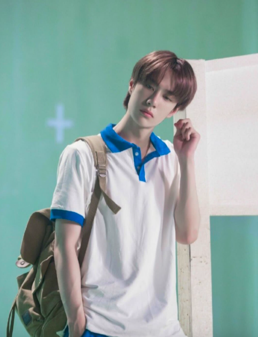 王一博 校服男神