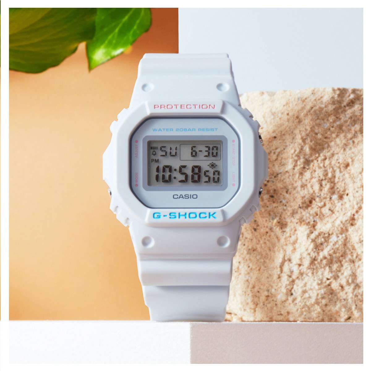 ✨ Casio G-SHOCK Women Watch DW-5600SC-8DR 宝宝柔蓝色: 嫩粉粉的这关宝宝柔和蓝色系「小方块」G-SHOCK腕表,无论配色或整体设计都极具减龄清新感!RM663 >> 链接