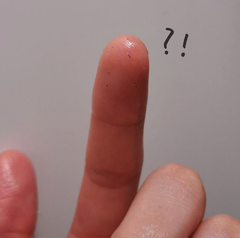 Baby Oil + Daiso 去角质海绵 4