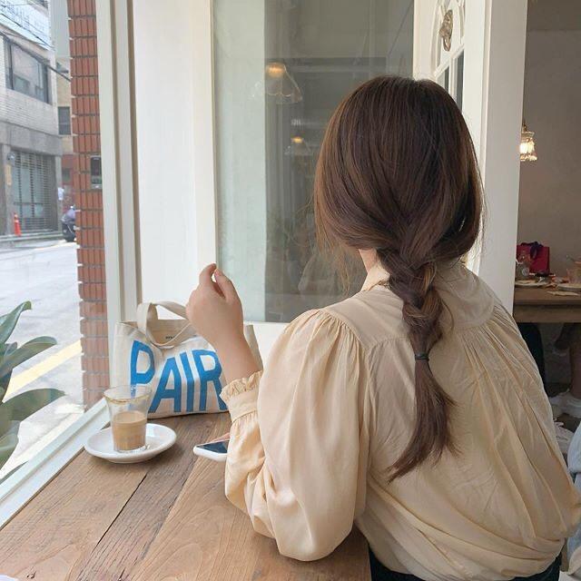 低马尾辫子