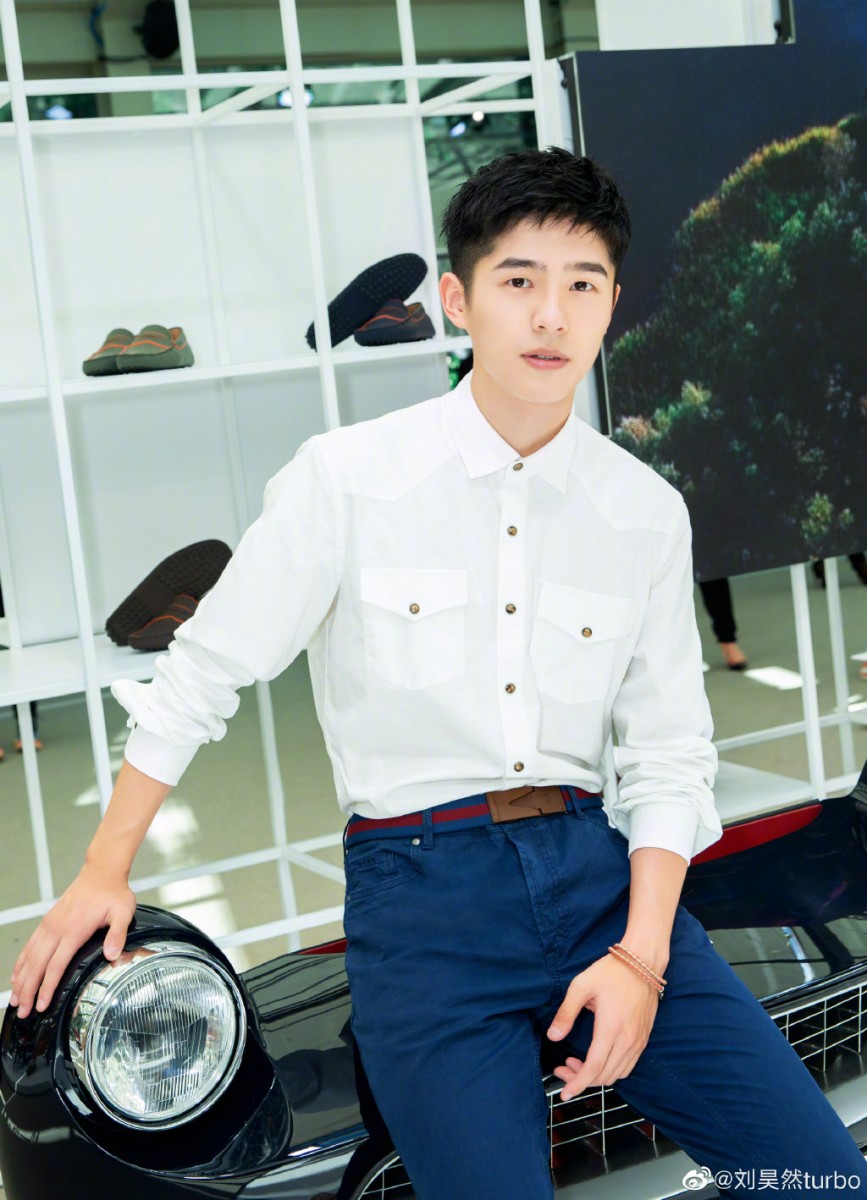刘昊然 2