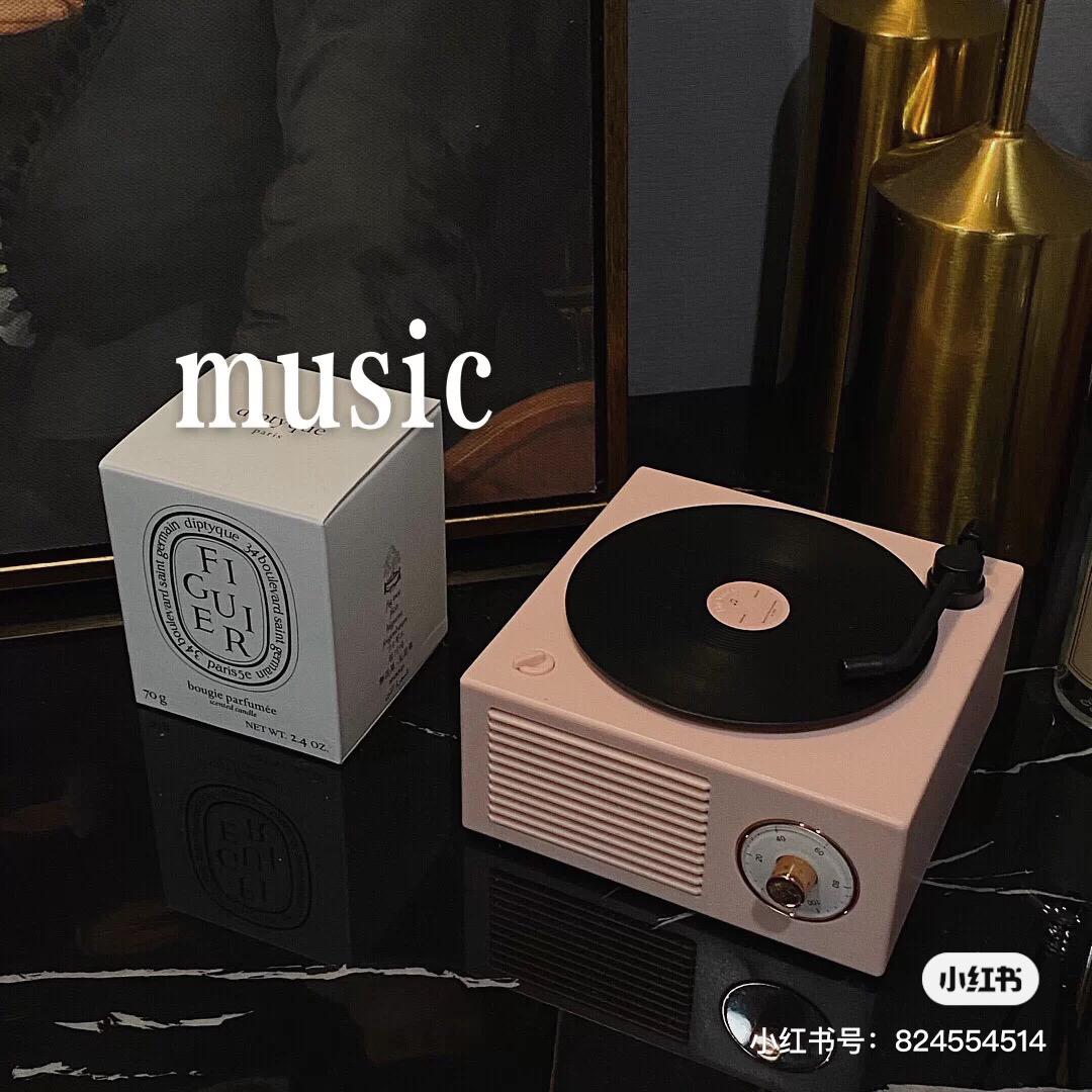 柔嫩粉音响 26